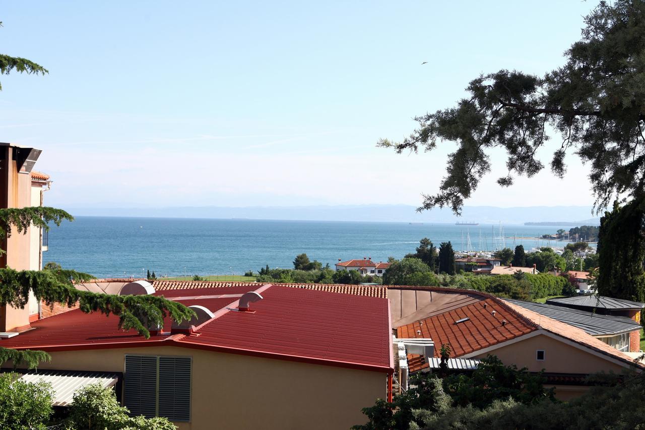Trendy Apartment Izola Js Exterior foto